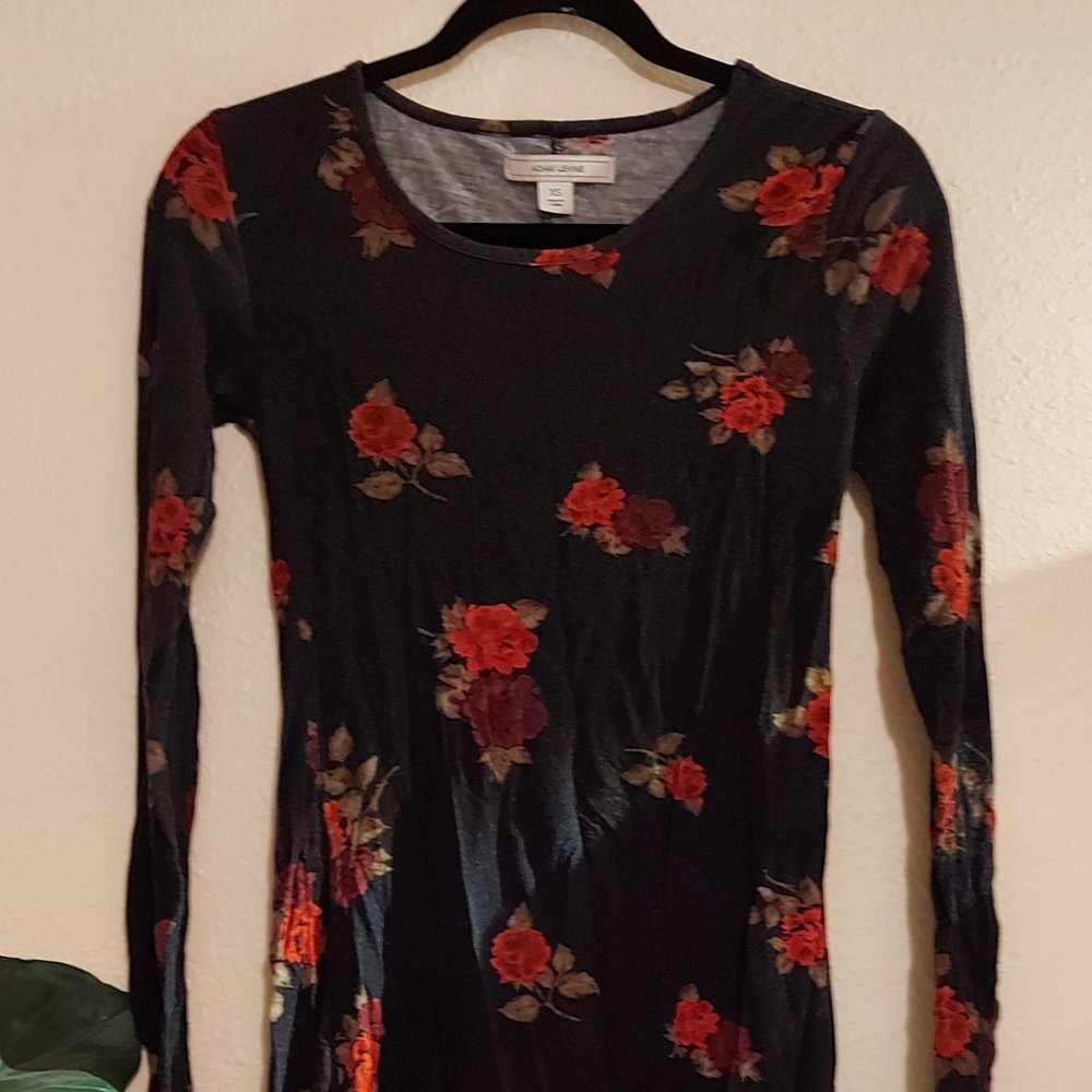 Black w/ Roses Skater Dress (mid-thigh)